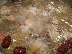 -一席地·本地鸡窝·杭帮鸡火锅(萧山银隆百货店)