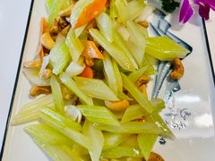 西芹百合-老都一处饺子馆(道里店)