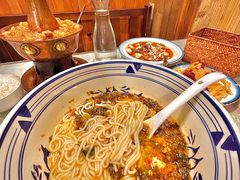 -蜗牛小馆醉乡民谣云南菜(惠新西里店)