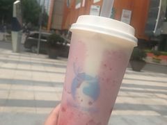 草莓很好喝-瑞幸咖啡(水平方店)