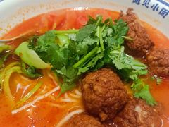 -遇见小面(东方宝泰店)