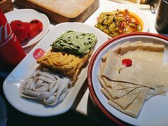 -九鼎轩脆毛肚火锅(南京东路店)