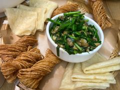 韭菜蚬子包饼-上关雪東北菜(中房金谊店)