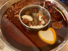 -山城年华老火锅(玉林店)