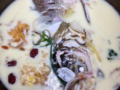 -咕嘟草帽鱼·牛奶一样的鲜鱼汤(包河万达广场创始店)