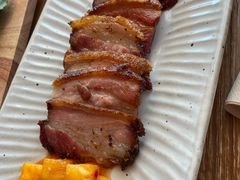 烤脆皮（土）猪肉-中8楼风尚云南菜(颐堤港店)
