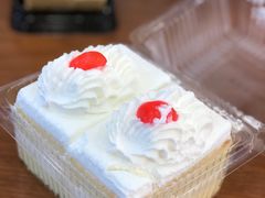 -红宝石·鲜奶小方·海派西点房(金杨店)