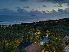 -三亚湾海居铂尔曼度假酒店