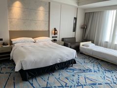 -上海漕河泾万丽酒店