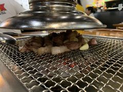 -肉甲韩国木炭烤肉(新壹街1店)
