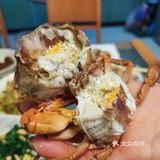 刚做完指甲，螃蟹皮皮虾就来了[撇嘴]
