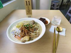 -面道赞宁海海鲜面(迎凤街店)