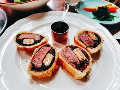 惠灵顿牛排-LENBACH兰巴赫西餐·精酿啤酒(香格里拉店)