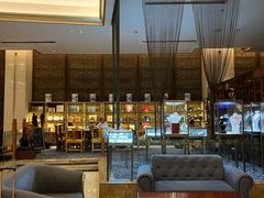-宜昌均瑶国际酒店(宜昌CBD购物中心夷陵广场店)