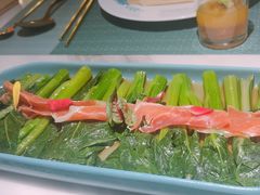 培根菜心-蜜桃花开·中西融合菜E&W(南长街店)