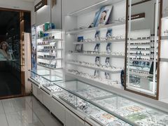 -精视达眼镜•专业儿童配镜中心(学府大道店)