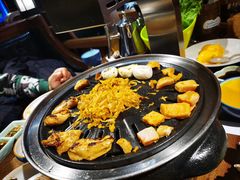 -明洞阿姨·韩式酱蟹烤肉·创意料理(三元桥店)