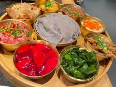 -周小明火锅(黑金冠社区店)