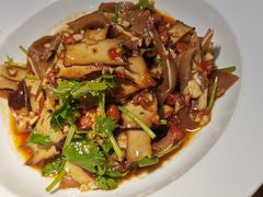 -费大厨辣椒炒肉(万家丽一店)