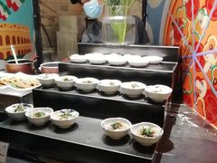 -岷山饭店-芝芝自助餐厅