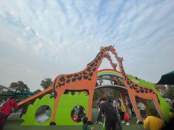 -季高兔窝窝亲子园(上海薰衣草公园店)