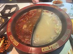 鸳鸯锅底-京门活鱼馆·鱼火锅(百子湾（原红庙）店)