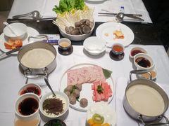 -红鼎豆捞·非遗鲍皇汤火锅(宝丰路店)