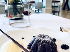 巧克力蛋糕配香草冰淇淋-Jean Georges