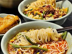 -粉家柳州螺蛳粉(杨宅路店)