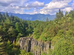 -梭布垭石林景区