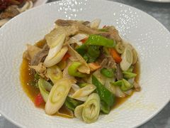 -汗腾格里·风味餐厅(新疆驻京办店)