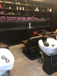 -CD Hair salon