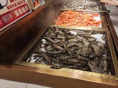 -山焱·炭火自助烤肉(周浦万达店)