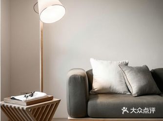 对于装修我们基本什么都不懂，他家的设计都符合我的要求