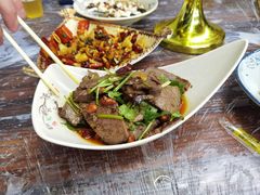 香菜拌牛肉-小民大排档(光谷店)
