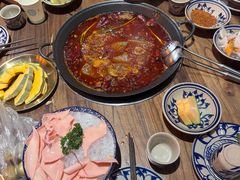 -旧街市鲜货老火锅(大光路店)