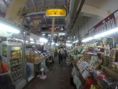 -瓦洛洛传统市场