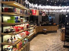 -星巴克臻选(湖滨道店)