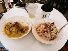 -CowCow其其·牛杂咖啡公司(六运店)