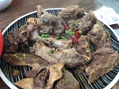 特色叫花骨-有红鸡毛店·川菜(建设路店)