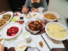-梅利汴京烤鸭•开封豫菜地标店(东大街店)