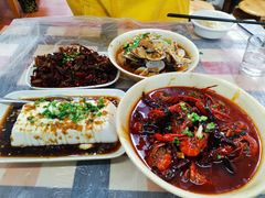 -吴记口味馆