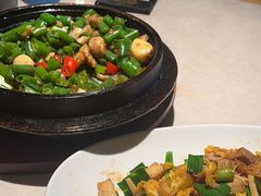 -荣小馆(椒江青悦城店)