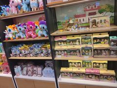 -泡泡玛特POPMART(杭州乐堤港店)
