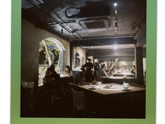 -穹六人间 people 6(岳阳路店)