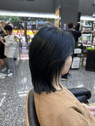 -藤野造型专业烫染接发