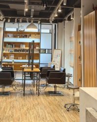 -Mentor Hair Salon