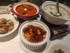 -楚山晓·湖北菜(武汉光谷K11店)