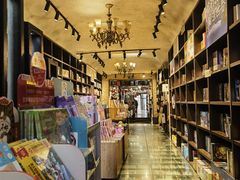 -钟书阁(松江泰晤士小镇店)