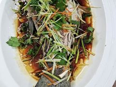 -始于2011柳周农家菜沙田柚美食店(东大街店)